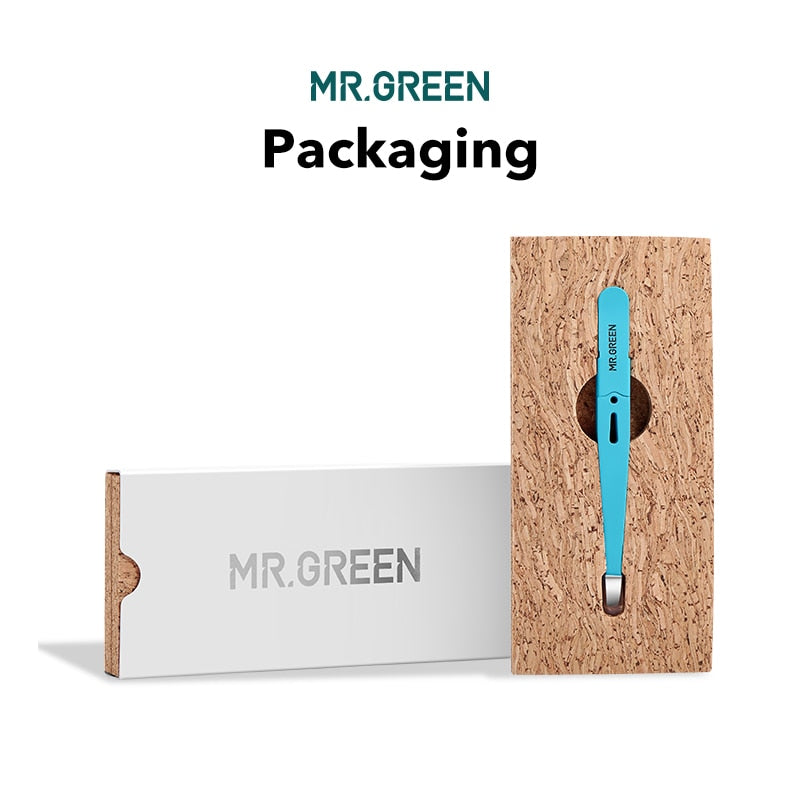 MR. GREEN™ Eyebrow Tweezers